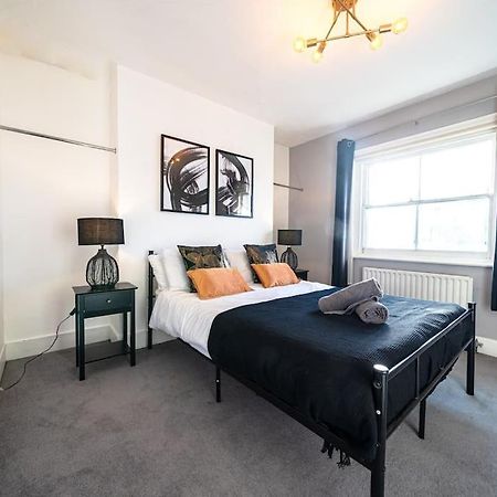 Appartamento Large City Centre 2 Bed - Close To Station Royal Tunbridge Wells Esterno foto