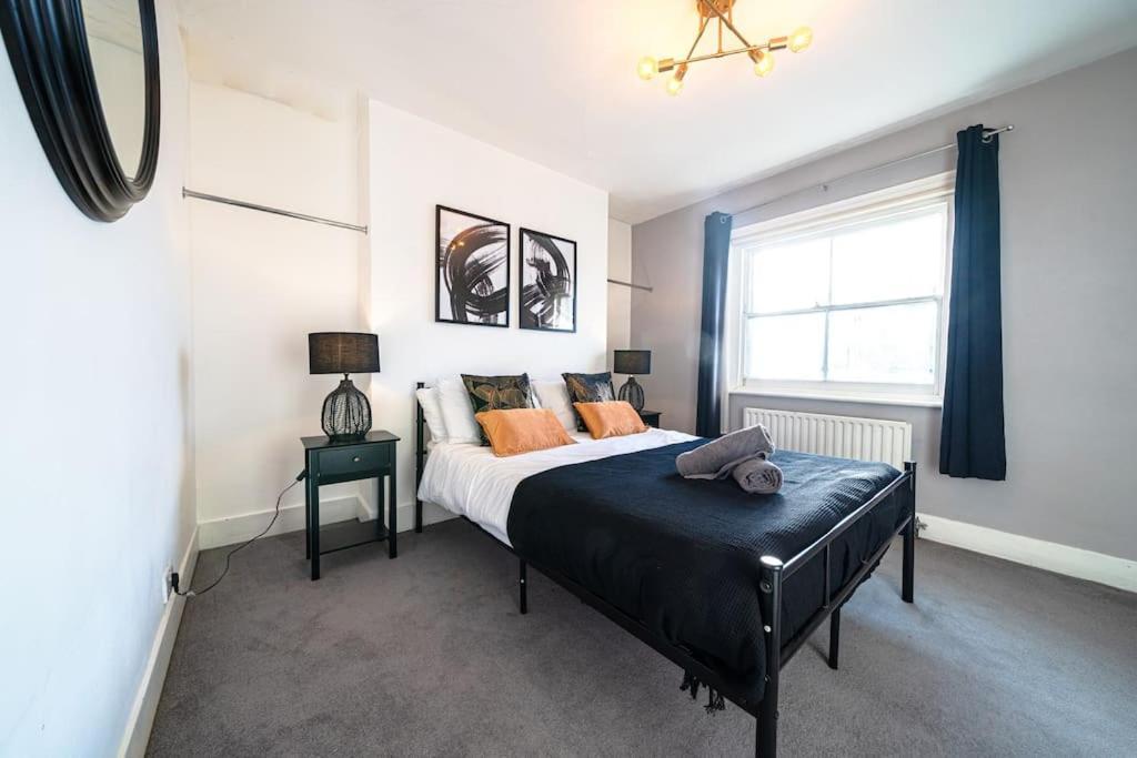 Appartamento Large City Centre 2 Bed - Close To Station Royal Tunbridge Wells Esterno foto